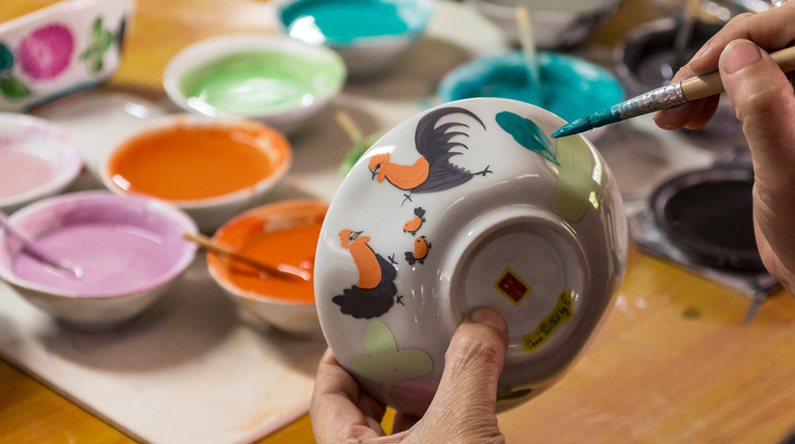 ถ้วยตราไก่เมืองลำปาง