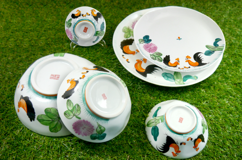 รูปแบบของชามตราไก่