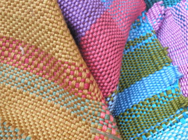 สินค้าภูมิปัญญาชาวบ้าน