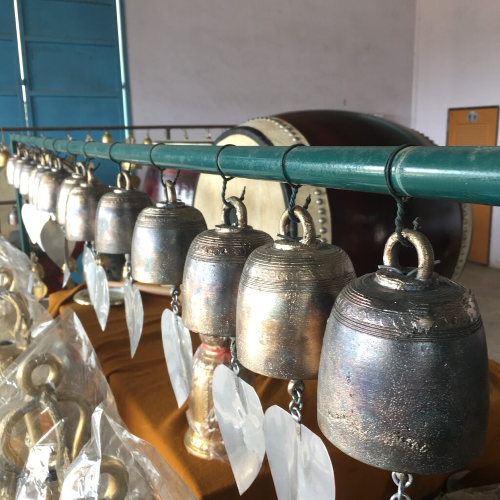 กระดิ่งทองลงหิน สินค้า OTOP จังหวัดนครราชสีมา