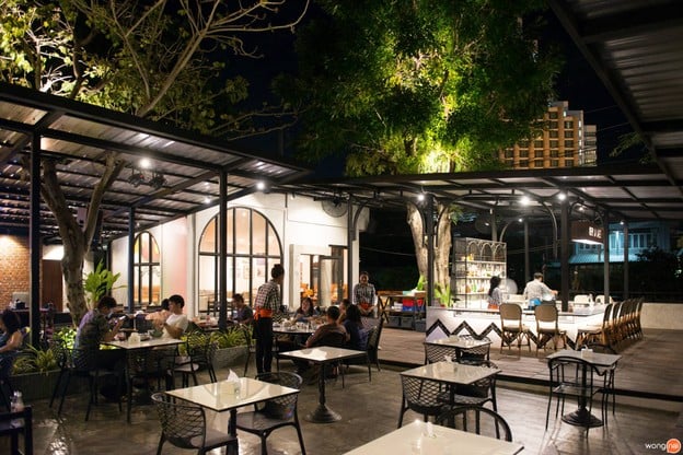 ท่องราตรีกับร้านอาหารในขอนแก่น กลางคืน